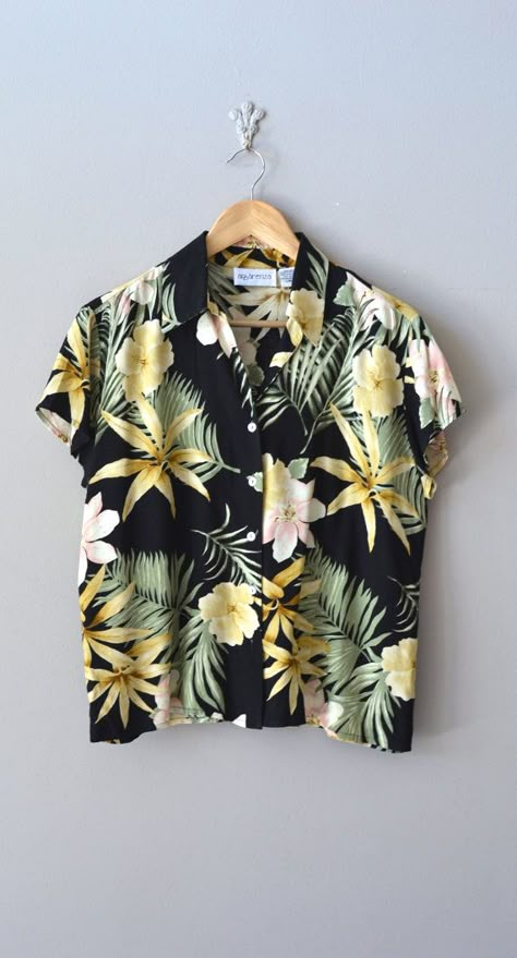 Diy Vetement, Mode Boho, Vintage Hawaiian Shirts, Vintage Hawaiian, Hawaiian Shirts, Inspiration Mode, Mode Inspiration, Floral Blouse, Scandinavian Style