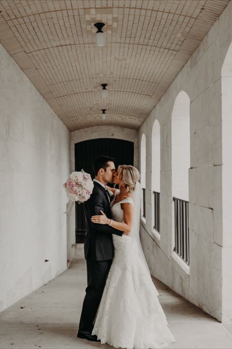 Dark and moody summer wedding at The Colony Club in Downtown Detroit. Dan Cox Photography | Detroit Wedding Photographer Traverse City Wedding, Michigan Summer, Grand Rapids Wedding, Ann Arbor Wedding, Detroit Wedding, Traverse City, Michigan Wedding Photographer, Michigan Wedding, Elegant Wedding