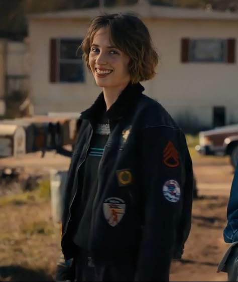 Season 4 Stranger Things, Maya Hawk, Types Of Dreams, Robin Buckley, Stranger Things Season 4, Stranger Things Actors, Maya Hawke, Stranger Things 4, Stranger Things Tv