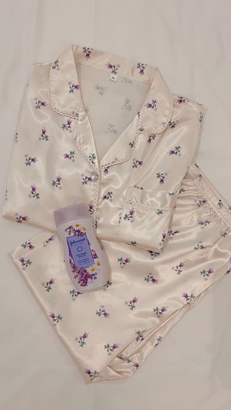 Pretty Silk Pajamas, Silk Pijama Aesthetic, Cute Pjs Silk, Purple Pjs Aesthetic, Silk Jammies, Silk Pjs Aesthetic, Silk Pajamas Aesthetic, Satin Pajamas Aesthetic, Cute Silk Pajamas