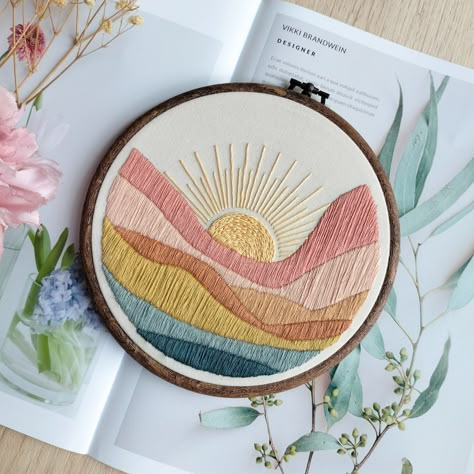 Sun Embroidery, Mountains Sunrise, Embroidery Hoop Wall, Embroidery Hoop Wall Art, Handmade Embroidery Designs, Embroidered Art, Hand Embroidery Projects, Pola Sulam, Simple Embroidery