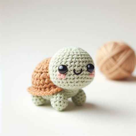 Mini Crocheted Animals, Crochet Patterns For Kids To Make, Crochet Amigurumi Turtle, Crocheted Sea Creatures, Small Turtle Crochet Pattern Free, Cute Mini Crochet Animals, Cute Knitted Things, Crochet Mini Stuffed Animals, How To Crochet A Turtle