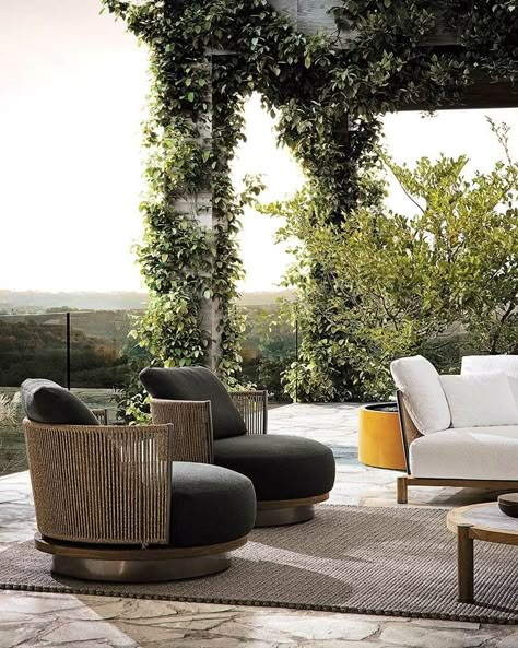 Daylight Minotti Outdoor, Outdoor Wine Bar, Coffee Table Rug, Paola Lenti, Outdoor Lounge Area, Furniture Selection, Grand Hyatt, Outdoor Balcony, Garden Chair