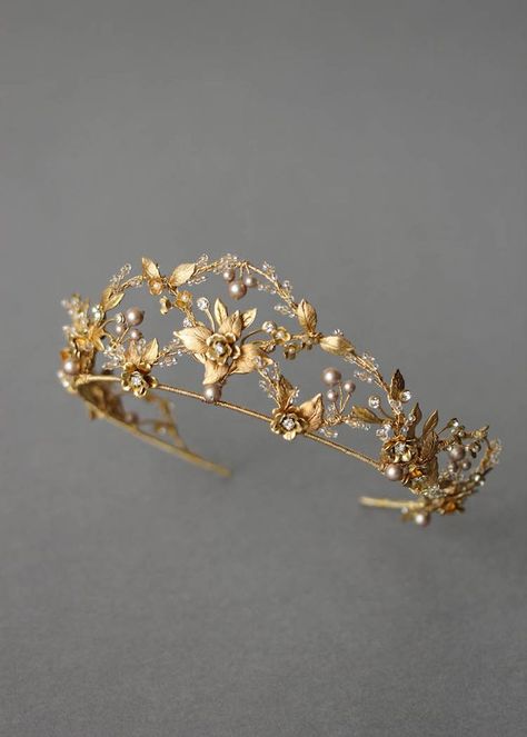 Fit for a Queen | A bespoke gold wedding crown for Alexandra Gold Diadem, Gold Wedding Crown, Wedding Headpieces, Beautiful Tiaras, Gold Tiara, Bamboo Leaves, Bracelet Friendship, Wedding Crown, Bespoke Wedding