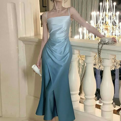 Beach Prom Dress, Party Dress Night Elegant, Dress For Prom Night, Dress For Party Night, Casual Prom Dress, Night Casual Outfit, Night Dress Party, Y2k Fashion Dresses, Dresses Elegant Classy