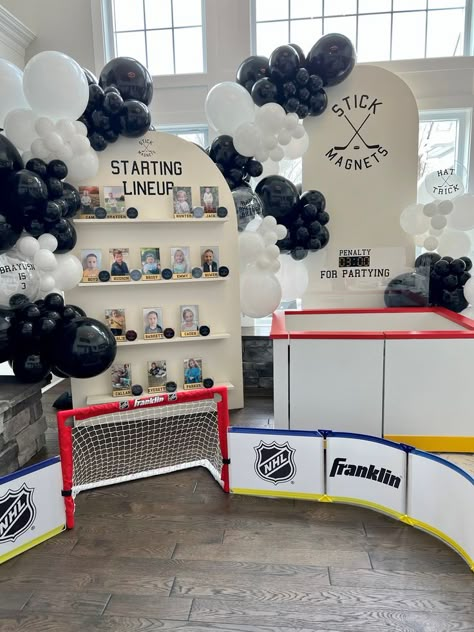 Hockey Party: A Celebration for Fans of All Ages. Decorate w/hockey sticks, pucks, & jerseys. Set up a mini hockey rink for a friendly game & offer hockey-themed snacks such as power play pizzas, hat trick hot dogs, and breakaway brownies. Encourage guests to wear their favorite team’s jersey and challenge each other to a friendly game of street/mini hockey. Send guests home w/hockey-themed favors like mini pucks, sticks, or water bottles. Hockey Themed Birthday Party, Hockey Party Favors, Hockey Birthday Party, Hockey Birthday Parties, Pop Up Party, Hockey Decor, Hockey Party, Hockey Birthday, Hockey Kids