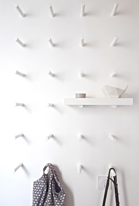 Peg Wall, Wall Gallery, Peg Board, White Wall, Retail Design, 인테리어 디자인, Diy Inspiration, Interior Details, White Walls