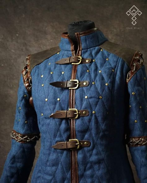 Blue Leather Armor, Gambeson Armour, Epic Clothes, Medieval Clothes, Fair Outfits, Concept Clothing, Leather Armor, Medieval Costume, Medieval Clothing