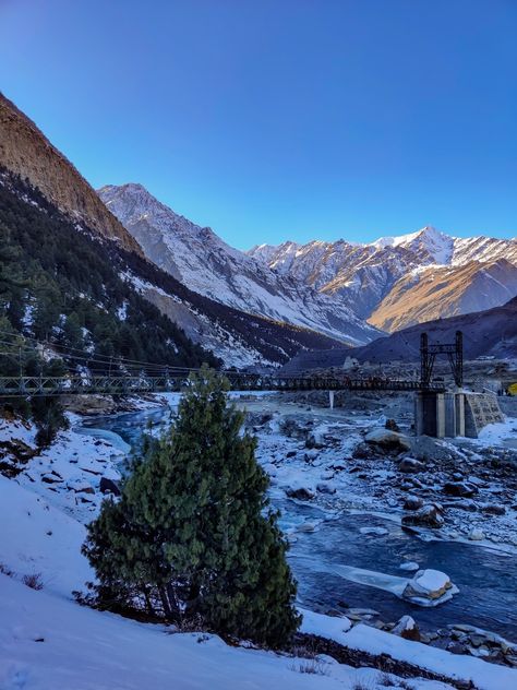 A beautiful snow point in Sissu Sissu Himachal Pradesh, Beautiful Snow, Nainital, Himachal Pradesh, Night Skies, Vision Board, India, Travel, Quick Saves