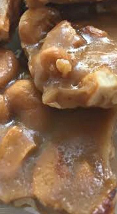 Cashew Crunch Candy, Cashew Candy Recipes, Amish Cashew Crunch Recipe, Cashew Brittle Recipe, Cashew Crunch Recipe, Cashew Crunch, Cashew Brittle, Cashew Recipes, Amish Food