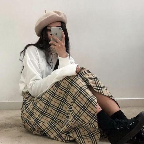 korean fashion aesthetic outfits soft kfashion ulzzang girl 얼짱 casual clothes grunge minimalistic cute kawaii comfy formal everyday street spring summer autumn winter g e o r g i a n a : c l o t h e s Korean Fashion Aesthetic, Mode Ulzzang, Korean Girl Fashion, Ulzzang Fashion, Mode Inspo, 가을 패션, Fashion Lookbook, Korean Street Fashion, 80s Fashion