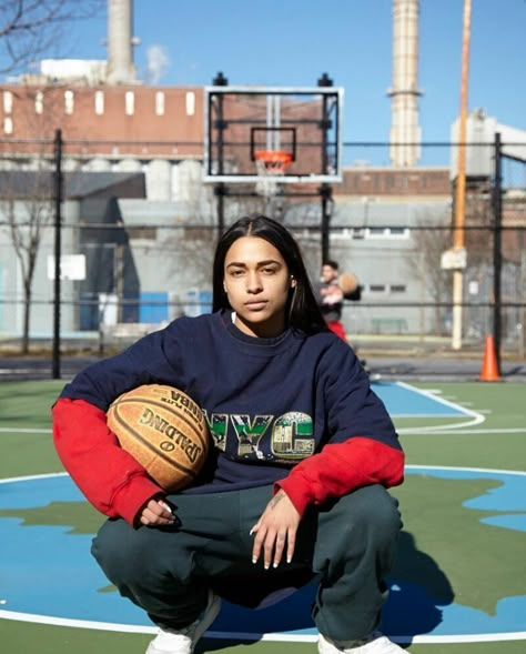 Princess Nokia, Marines Girl, Style Hip Hop, Estilo Hip Hop, Hip Hop Fashion, Palm Springs, 90s Fashion, Streetwear Fashion, Basketball Court