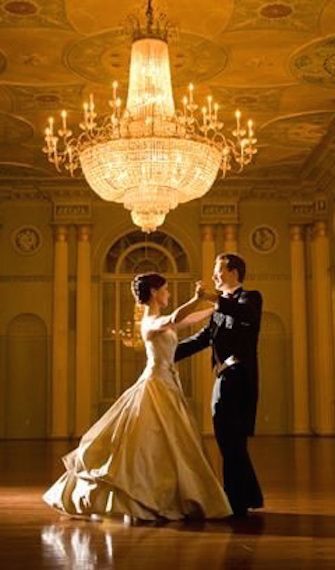 I long to be in a ball gown and be swept off my feet twirling around a room. Villains Aesthetic, Ballroom Aesthetic, Dark Royalty, Ball Dance, Atlanta Wedding Venues, Beauty And The Beast Wedding, Disney Inspired Wedding, Royal Core, Ball Room