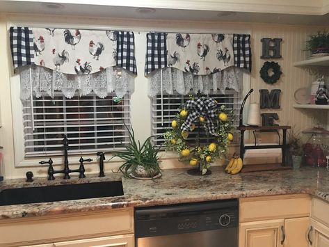 Curtain Valance Ideas, Farmhouse Valances, Valences For Windows, French Country Curtains, Valances For Windows, Country Kitchen Curtains, Farmhouse Valance, Farmhouse Kitchen Curtains, Kitchen Window Valances