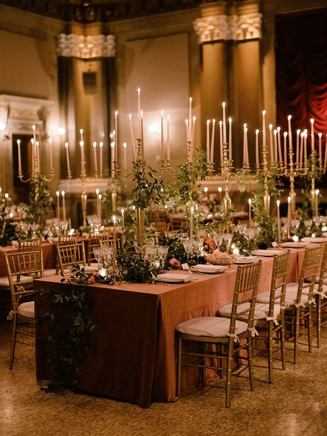 Alexandra and Dan’s winter wedding in NYC is overflowing with sentiment. Not only did the bride carry a cascading bouquet and wear an heirloom headpiece as a nod to her great grandmother’s wedding, the couple ultimately decided on the grand, former bank venue, built in the Gilded Age, for its history as the grandmother of… Winter Wedding In NYC With Exquisite Gilded Age Flair - Ruffled Evermore Aesthetic Wedding, Gilded Age Wedding Theme, 1920s Wedding Aesthetic, Vintage Wedding Aisle, Light Academia Wedding, Gilded Age Decor, Gilded Age Wedding, Traditional Wedding Aesthetic, Outside Winter Wedding