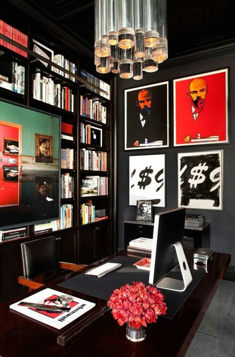 Dark masculine office with pop art Funky Home Office Design, Funky Office Ideas, Fly Aesthetic, Gray Interior Doors, Funky Office, Office Decor Business, Dark Office, Masculine Office, Office Vibes