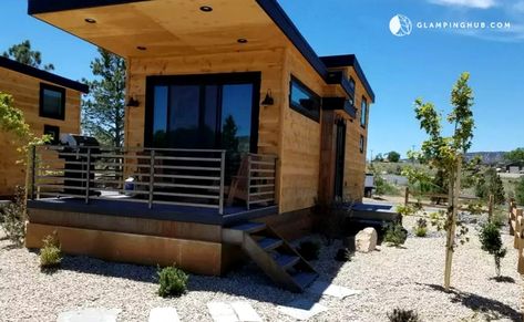 Community of Modern Tiny Homes w/ Breathtaking Desert Views Rustic Tiny Home, Minimalist Tiny House, Home Exterior Ideas, Escalante Utah, Tiny House Designs, Small House Exteriors, Build Dream Home, Tiny House Vacation, Tiny House Village