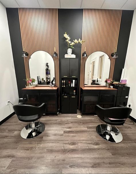 Top Salon Design, Mens Hair Salon Interior, Small Salon Suite Ideas Black, Color Bars For Salons, Hair Salon Sink Area, Salon Garage Ideas, Barndominium Hair Salon, Hairstylist Salon Suite, Moody Salon Design