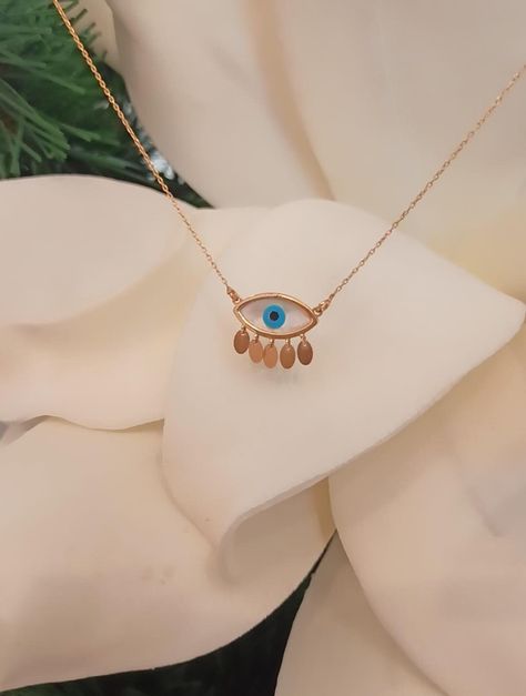 Gold Evil Eye Necklace, Gold Pendent, Necklace Evil Eye, Evil Eye Necklace Gold, Minimal Necklace, 18k Gold Necklace, Diy Bracelet Designs, Solid Gold Necklace, Classy Jewelry