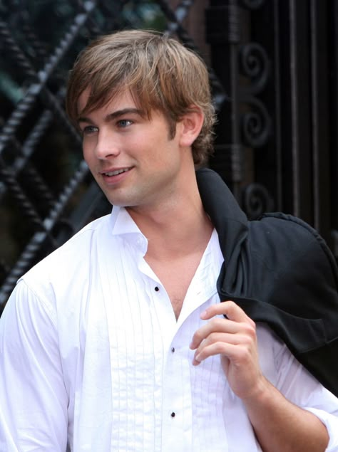 Nate (Chace Crawford) was the epitome of a well-groomed man. Chuck And Nate, Nathaniel Archibald, Chance Crawford, Nate Gossip, Nate Gossip Girl, Gossip Girl Nate, Chase Crawford, Dan Humphrey, Jenny Humphrey