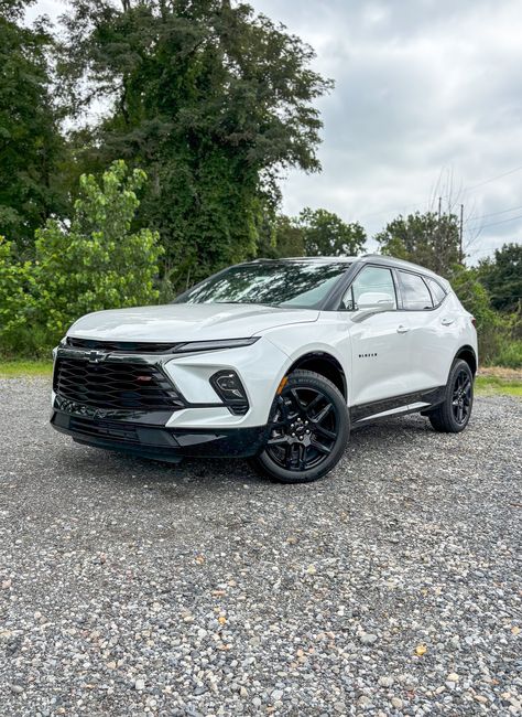 Chevy Blazer Aesthetic, 2024 Chevy Blazer, Chevy Blazer 2024, White Chevy Blazer, Chevy Blazer Rs, Chevy Suv, Chevy Blazer K5, Sporty Mom, Big Girl Job