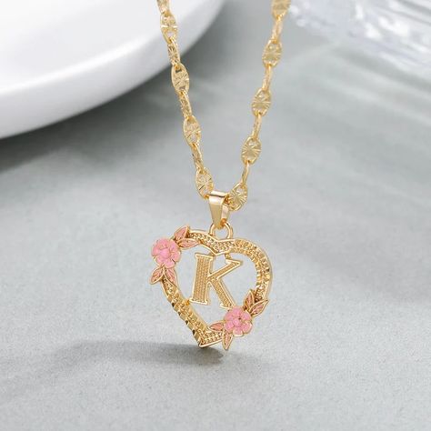 Customized Heart Initial Necklace - Personalized A-Z 26 Letter Pendant in Gold Plated Jewellery for Women, Ideal Christmas Gift | Free Ship Rose Gold Initial Necklace, Heart Initial Necklace, Personalized Gold Jewelry, Initial Heart Necklace, Initial Necklace Silver, Shiny Jewelry, Necklace Chain Types, Custom Initial Necklace, Letter Pendant Necklace