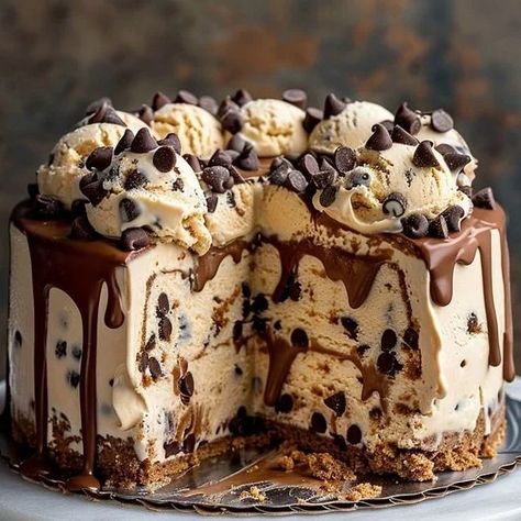 Indulge in a decadent Chocolate Chip Cookie Dough Ice Cream Cake with our simple step-by-step recipe. Perfect dessert for gatherings! Sponge Cake Roll Recipe, Cookie Dough Ice Cream Cake, Chocolate Chip Cookie Dough Ice Cream, Cookie Dough Cake, Food Reference, Cookies Box, Ice Cream Cake Recipe, Cookie Dough Ice Cream, Ice Cake