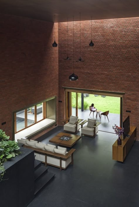 Brick Wall Ideas, Modern Brick House, Brick Wall Decor, Brick House Designs, Brick Interior, House Wall Design, Best Modern House Design, Brick Architecture, Inspire Me Home Decor