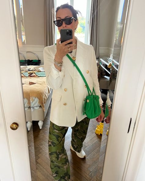 Packed To Perfection: Clare Vivier Shares Every Masterfully Mixed Look She Packed For Europe Growing Old Gracefully, Tour Of Italy, Clare Vivier, Packing For Europe, Italy Tours, Clare V, Clare V., Growing Old, Capsule Wardrobe