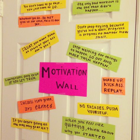 i really like the idea of a motivation wall! something to look at everyday and keep you moving Motivational Wall Decor Ideas, Sticky Notes Motivation Wall Study, Study Motivation Sticky Notes, Sticky Notes Quotes Motivation, Sticky Notes Motivation Wall, Stick Notes Ideas Wall, Stick Notes Ideas, Sticky Notes Wall Decor, Study Motivation Wall