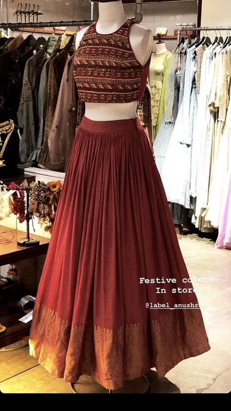 Ghagra And Top, Skirt Lehnga Designs, Cotton Indian Outfits, Ghagra From Saree, Lengha From Saree, Long Skirt Outfits Indian Traditional, Traditional Top And Skirt, Ethnic Skirt And Top Indian Weddings, Skirt Top Indian Outfit Traditional