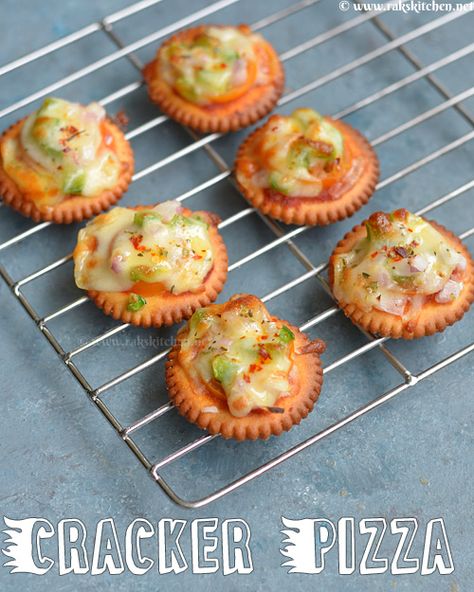 Cheesy monaco pizza bites are perfect for kids after school snacks, for kitty parties or get together snack. Quick video recipe with step by step pictures. Kids After School Snacks, Summer Party Snacks, Pool Party Snacks, Healthy Party Snacks, Canapes Recipes, Pizza Roll, Veg Snacks, Spicy Snacks Recipes, Party Snack Food