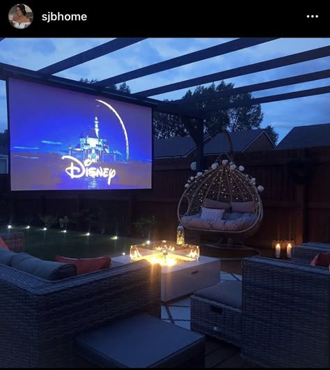 Indoor Theater, Backyard Renovation, The Projector, Fun Backyard, Container Cafe, Casa Clean, Backyard Movie Nights, Outdoor Cinema, Rooftop Terrace Design