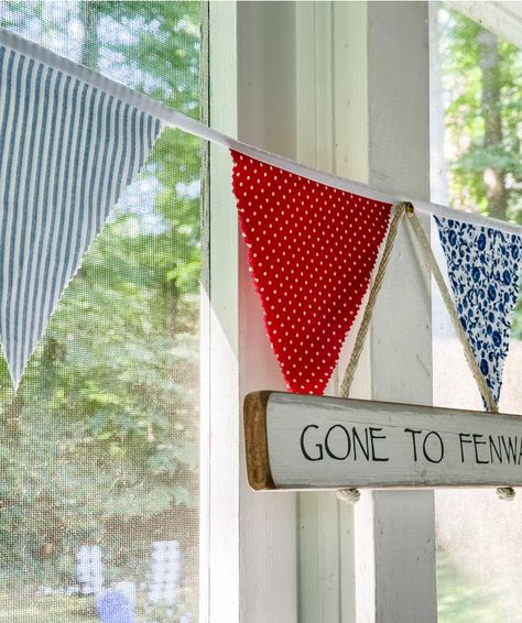 Learn how to make your own no-sew pennant banner. This bunting can be easily adapted for a variety of celebrations and decor.