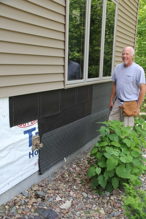 Stone Facades Exterior, Veneer Siding Exterior, Stones On House Exterior, Faux Brick Wall Outdoor, Exterior Foundation Ideas, Foundation Stone Veneer, Diy Stone Siding Exterior, Adding Stone To Brick House Exterior, Stone Veneer On Foundation