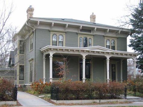 Italianate-style house, mimicking an Italian villa. “Basically, it is a simple box with a lot of ornamentation.” White Victorian Home Exterior, Italianate House Exterior, Second Empire Victorian House, Louisiana Victorian Homes, House Colors Exterior, 2nd Empire Victorian House, Italian Cottage, Italianate House, Three Story Victorian House