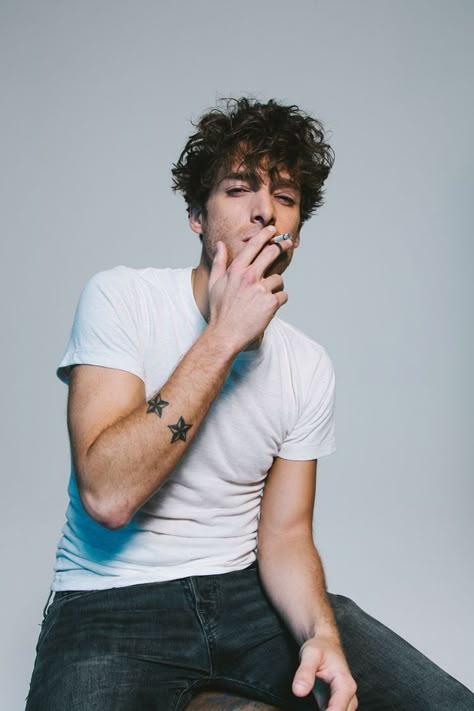 Paulo Nutini, Music Photoshoot, Husband Appreciation, Paolo Nutini, Music Man, Irish Men, His Voice, Hot Actors, Fleetwood Mac