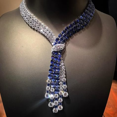 Fabulous!! @adlerjewel via @rayaalkhalifa !! #highjewelry #finejewelry #hautejoaillerie #art #life #love #luxury #luxurydesign #luxuryjewelry #luxurylifestyle #instagram #instamood #instalike #instagood #instadaily #instafollow #inspiration #queen #royal #diamond #sapphire #gold #jewelry #dream #happy #followme #style #girl #fabulous #amazing White Diamond Necklace, Black Gold Jewelry, Necklace Design, Royal Jewelry, Fabulous Jewelry, Blue Jewelry, Sapphire Jewelry, Stunning Jewellery, Precious Jewelry