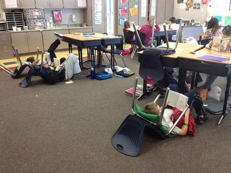 During quiet reading time, just have the kids flip their chairs around and give them pillows to lounge on. | 35 Money-Saving DIYs For Teachers On A Budget Read To Self, Classroom Layout, Flexible Seating, Reading Workshop, Reading Classroom, Creative Classroom, Classroom Setup, Classroom Environment, Classroom Setting