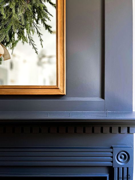 Paint it Black ! Fireplace makeover Black Fireplace Brown Mantel, Painting Fireplace Mantel Black, Painting Fireplace Ideas, Dark Gray Brick Fireplace Paint Colors, Rooms With Black Fireplaces, Painted Wood Fireplace Surround, Dark Fireplace Paint Colors, Charcoal Brick Fireplace, Mantel Makeover Diy