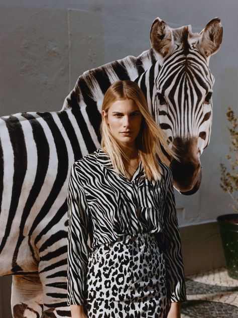 Marcin Kempski for Vogue Poland with Clarence Haaster Giraffe Tail, Animal Print Jewelry, Jungle Style, Animal Instinct, Alfred Stieglitz, Animal Print Outfits, Ava Gardner, Animal Print Fashion, Safari Style