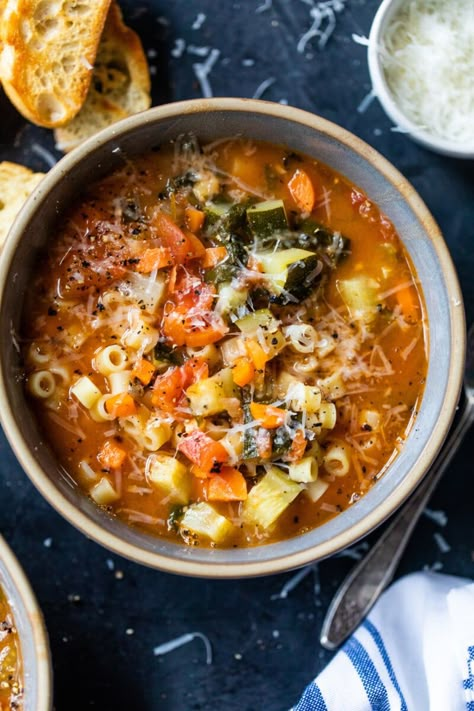 The best minestrone soup recipe, a hearty, vegetable-rich Italian soup made from scratch with plenty of fiber from the beans and vegetables. Perfect for serving with crusty bread. #soup #pasta #vegetables #vegetarian #dinner Best Minestrone Soup Recipe, Best Minestrone Soup, Italian Minestrone Soup Recipe, Italian Minestrone Soup, Pasta Soup Recipes, Beans And Vegetables, Homemade Soup Recipes, Postpartum Meals, Hearty Vegetable Soup