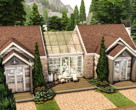 plummysims • elfathiera’s Instagram photo: “I made a house that has a built-in sun room feature in the center of the house. Made in Glimmerbrook because the lighting is 🔥 Do you like…” Cool Houses Sims 4, Sims 4 Cottage Mansion, Bloxburger House, Houses In Sims 4, The Sims 4 House Layout, Lilsimsie Builds, Sims House Plans Layout, Sims Build Inspiration, Sims 4 One Story House