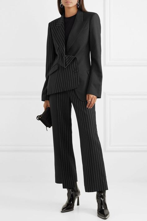 Monse Asymmetric Paneled Pinstriped Wool Blazer Woman Suit, Gabriela Hearst, Woman Suit Fashion, Pinstripe Suit, Look Vintage, Suit Fashion, New Classic, Fall 2018, Looks Style