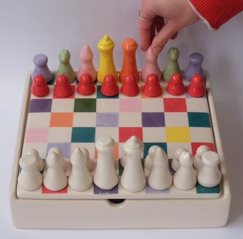 Polymer Clay Chess Pieces, Chess Ceramic Handmade, Clay Chess Set Diy, Pottery Chess Set, Lego Ceramic, Clay Chess Set, Clay Chess, Ceramic Chess Set, Chess Basics