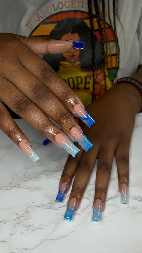 Birthday Nails Aires, Shades Of Blue Acrylic Nails, Nails Acrylic Bday Set, Sky Blue Nails For Prom, Full Set Nails Acrylic Design, Blue Cute Acrylic Nails, Light Blue Nails With Design Long, Denim Blue Nails Acrylic, Blue White Nails Acrylic