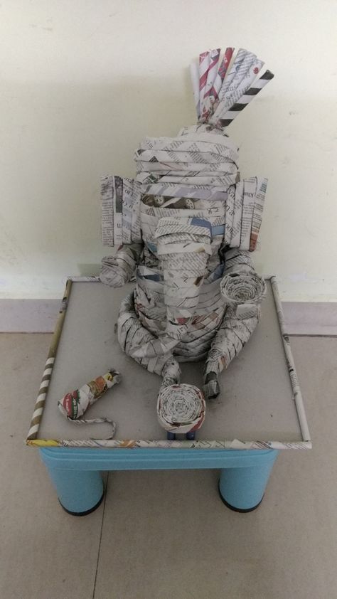 Ganesha with Newspaper rolls .  #crafts2dio #handmade #ganesha #papercraft Diy Ganpati Idol With Paper, West Mathi Best, God Crafts, Handmade Ganesha, Ganpati Decor, Hair Bows Diy Ribbon, Bengali Art, Funny Snapchat, Decoration For Ganpati