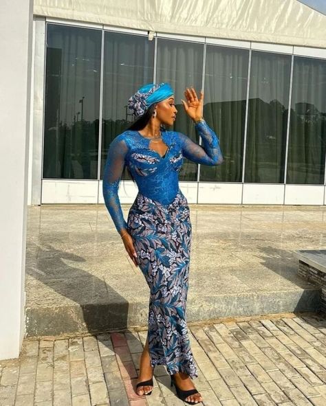 Beautiful and Best Ankara Gown Styles Idea. Wedding Dresses Nigeria, Ankara Dress Styles Gowns Classy, Ankara Long Gown Styles For Ladies, Long Ankara Dresses, Long Gown Styles, Simple Dress Styles, African Bridal Dress, Ankara Dress Designs, Ankara Long Gown