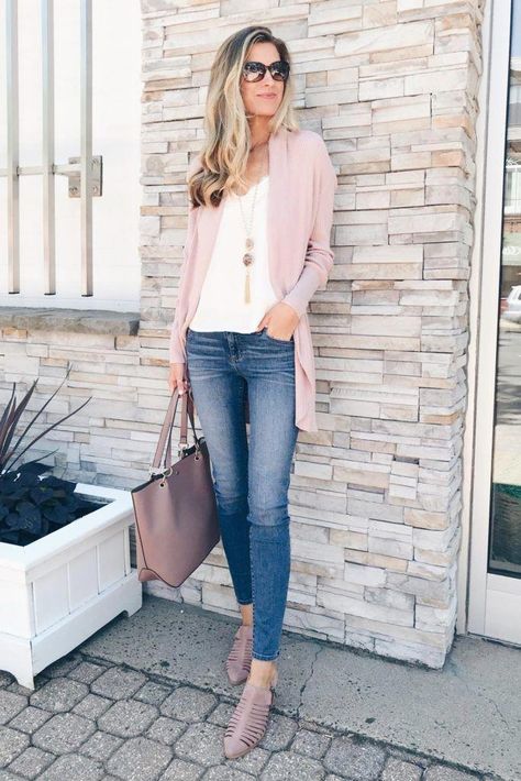 #womenclothesdesigns Simple Winter Outfits, Early Fall Outfits, Fall Trends Outfits, Best Casual Outfits, Perfect Fall Outfit, Mode Casual, Outfit Jeans, Cardigan Outfits, Trendy Fall Outfits