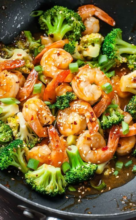 Szechuan Shrimp, Shrimp And Broccoli, Seafood Chowder, Broccoli Stir Fry, Broccoli Recipe, Shrimp Recipes Easy, Shrimp Dishes, Broccoli Recipes, Idee Pasto Sano